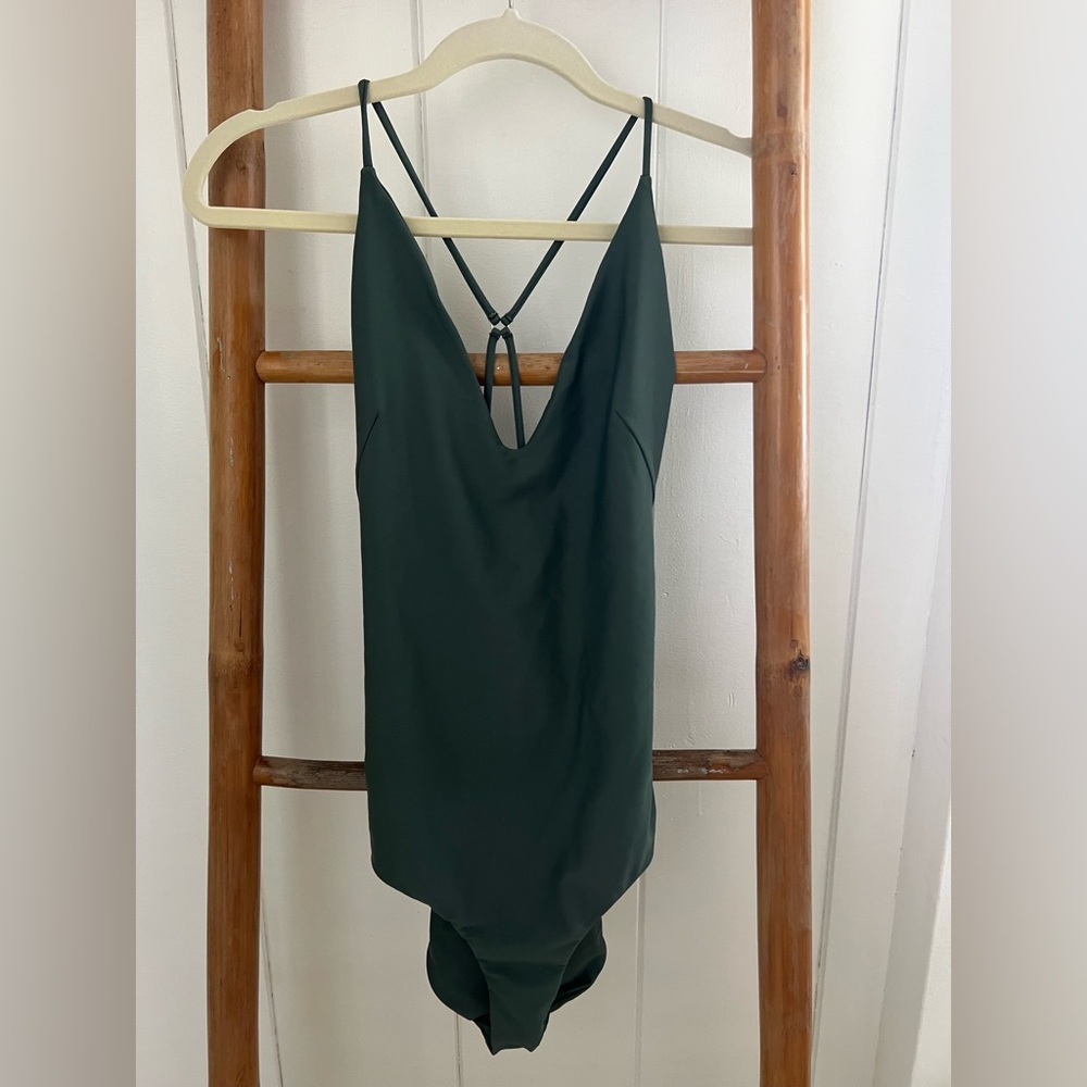 Mikoh Las Palmas Full Piece